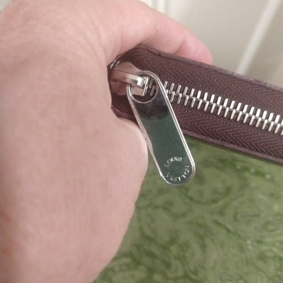 Louis Vuitton Zippy Epi Purple Wallet - Picture 8 of 16